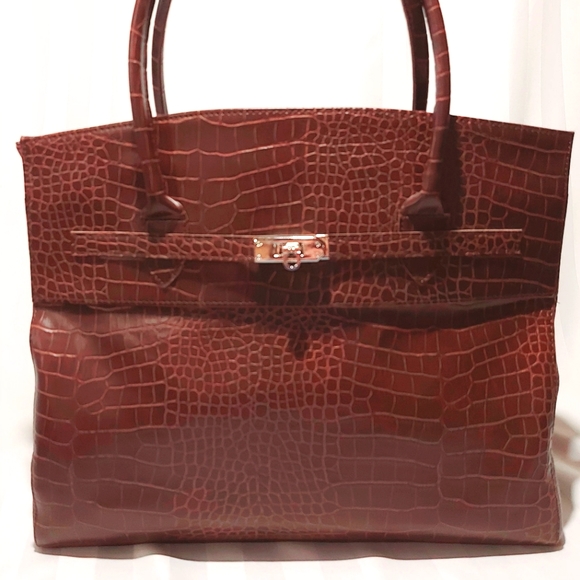 unbranded Handbags - FAUX GATOR SATCHEL BAG!